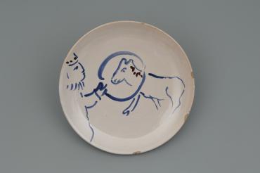 Service de mariage d’Ida Chagall : petite assiette 6 : Clown et cerceau, 1951, Céramique de Marc Chagall