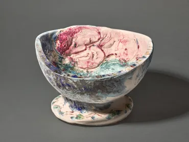 Amoureux en rose entourés de branches, <i>circa</i> 1962, Céramique de Marc Chagall