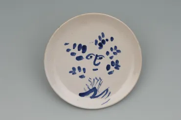 Ida Chagall’s wedding service: saucer 10: Eyes in Flowers, 1951, Ceramic by Marc Chagall