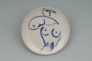 Service de mariage d’Ida Chagall : sous-tasse 3 : Amoureux enlacés, 1951, Céramique de Marc Chagall